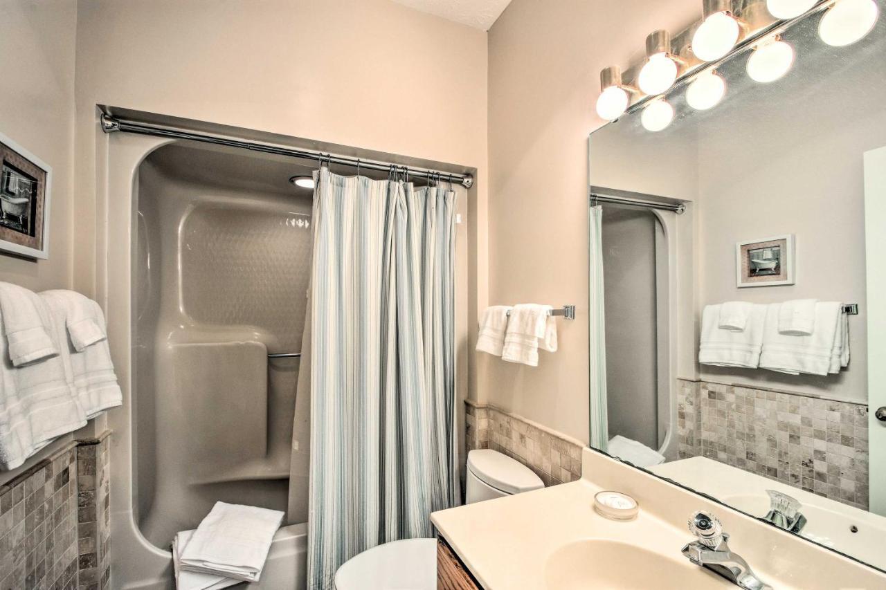 Lake Keowee Condo With Views And Pools And Marina! Salem Exterior photo